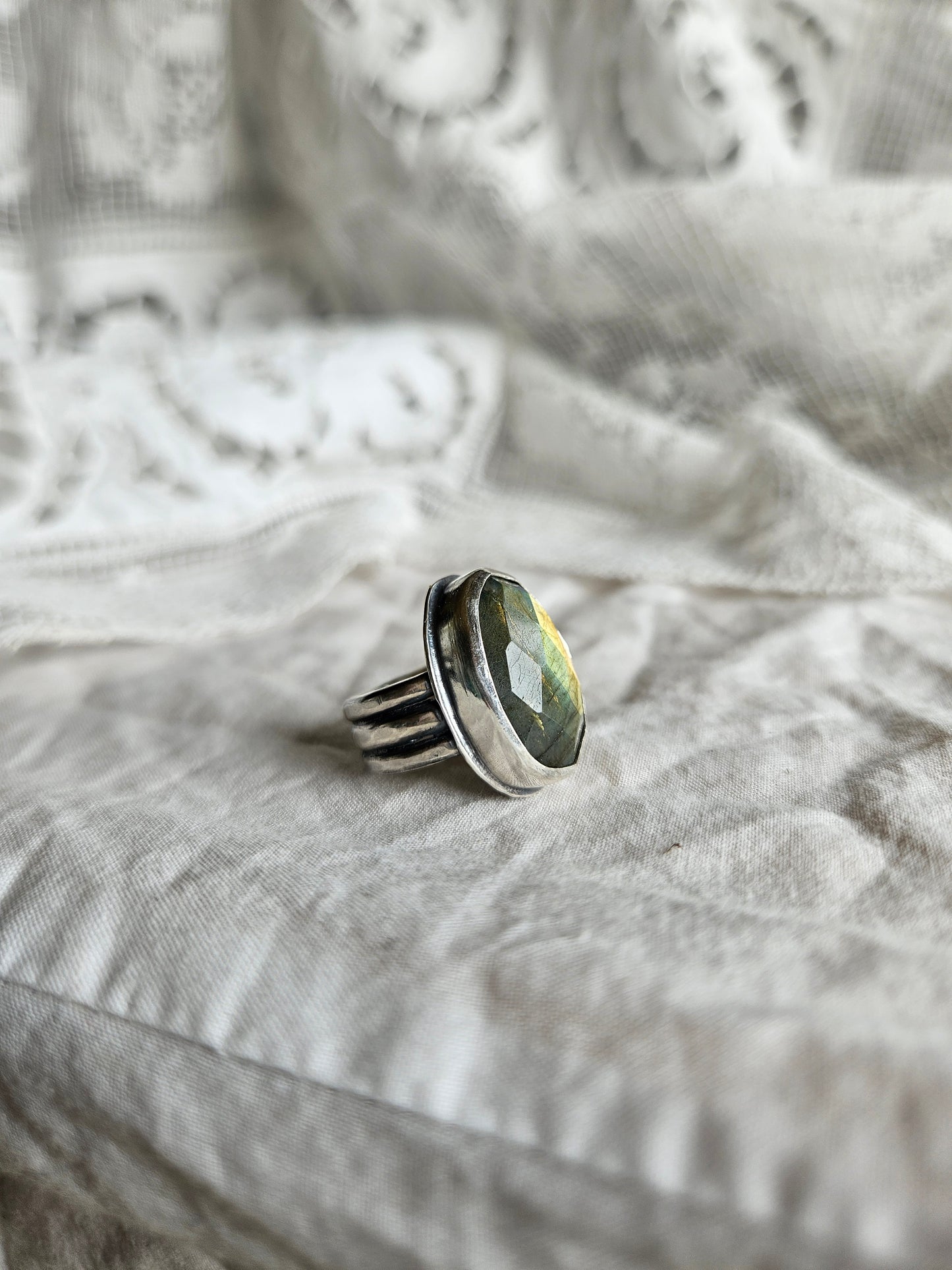 Chunky Labradorite ring - Sterling Silver