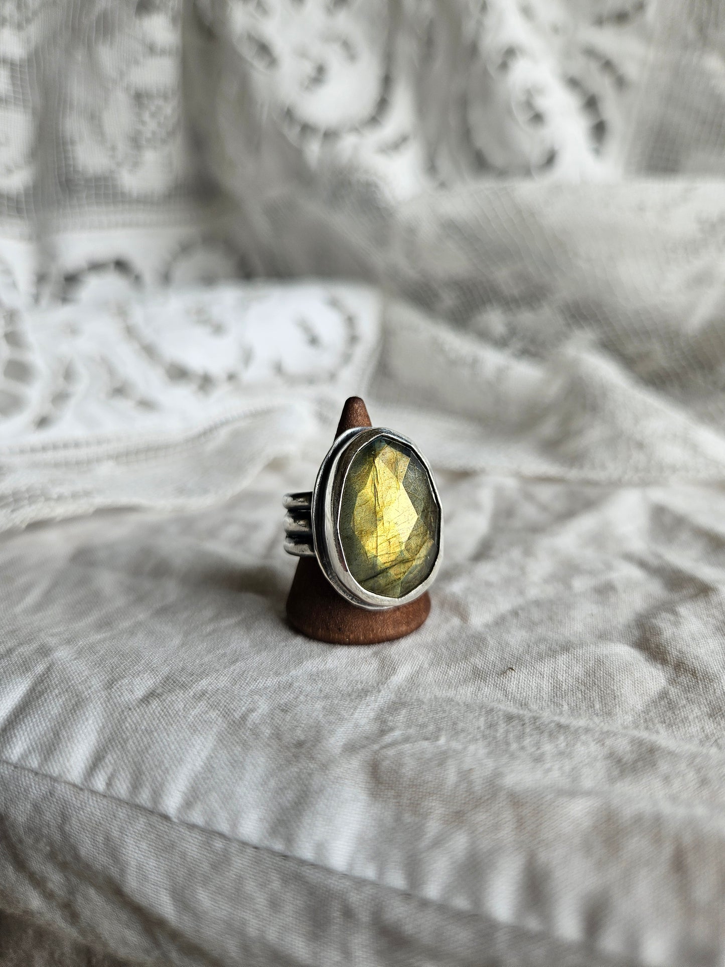 Chunky Labradorite ring - Sterling Silver
