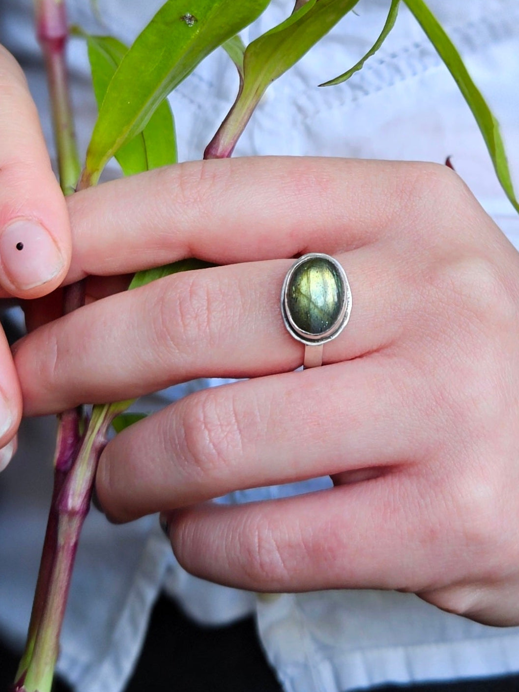 Labradorite ring - Sterling Silver